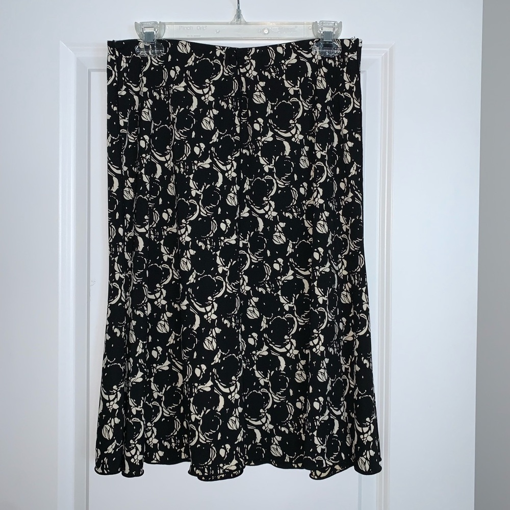 Ladies Max Studio Skirt